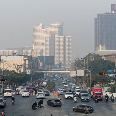 Tin quốc tế - Bangkok (Thái Lan) kêu gọi người dân làm việc tại nhà để chống “mùa bụi” PM2.5