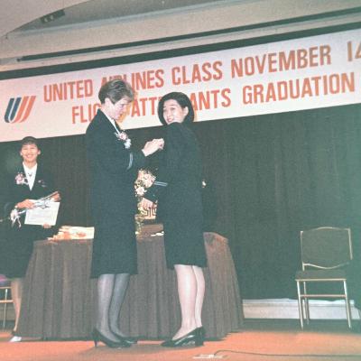 EP123 United 空姐 32 年，不停穿梭時空的媽媽