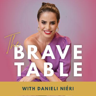 373: Why Your Closet Is Sabotaging Your Success (No One Talks About This) with Danieli Niéri 373: Why Your Closet Is Sabotaging Your Success (No One Talks About This) with Danieli Niéri