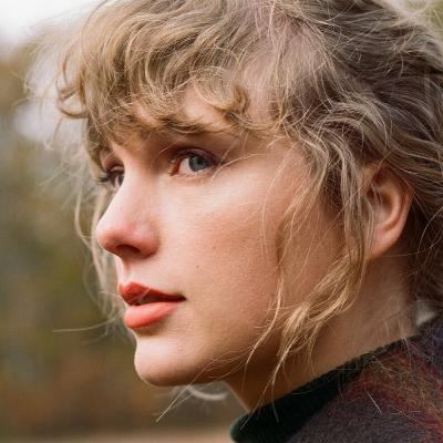 Taylor Swift’s ‘Willow’ Hits No. 1 on Adult Pop Airplay Chart