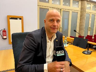 Xavi Vilajoana: "Ja n'hi ha prou de riure-li les gràcies a Laporta" Xavi Vilajoana: "Ja n'hi ha prou de riure-li les gràcies a Laporta"