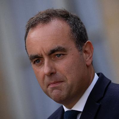 Cinco Continentes - La grave crisis de la política francesa