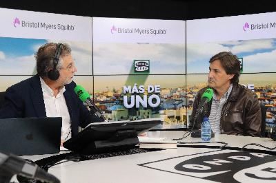 El jefe de Oncología del Hospital Puerta de Hierro: "El cáncer de pulmón es la principal causa de muerte por cáncer en mujeres" El jefe de Oncología del Hospital Puerta de Hierro: "El cáncer de pulmón es la principal causa de muerte por cáncer en mujeres"