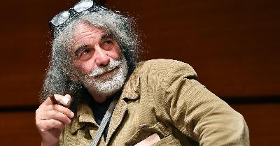 L'attualità commentata da Mauro Corona