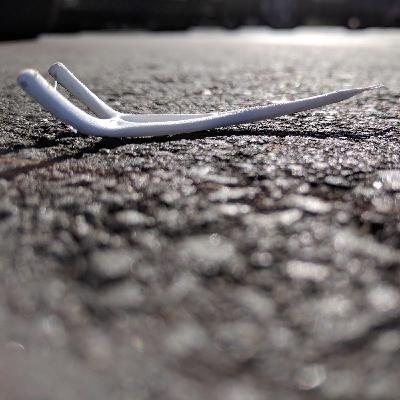 S:01E:04 Dr Mike doesn't Floss S:01E:04 Dr Mike doesn't Floss