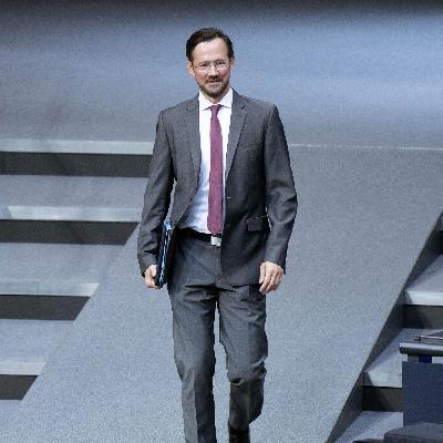 SPD verteidigt Koalitionsbeschlüsse: Fokus auf Wirtschaft, Arbeit und Energiesicherheit SPD verteidigt Koalitionsbeschlüsse: Fokus auf Wirtschaft, Arbeit und Energiesicherheit