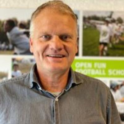 Anders Levinsen - Football Must Be Fun!