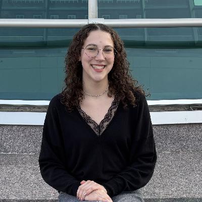 Elizabeth Wesorick reads "The Trapeze" by Jeanne Nichols
