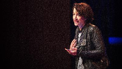 Why I live in mortal dread of public speaking | Megan Washington Why I live in mortal dread of public speaking | Megan Washington
