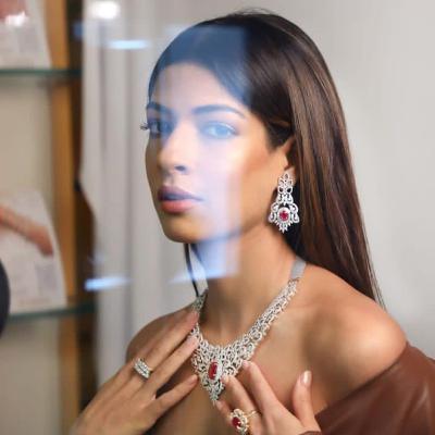 Maia Shroff on Papaaya Swimwear, Body Shaming, Social Media, Judgement and More || PodX Ep. 34 - Ayush Majithia