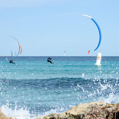 Onda Vasca. Formentera y las Formula Kite Spain Series