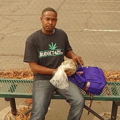 Kévin C. is an R&B singer.  He talks about growing weed, his upcoming feature with Lil Scrappy, and more!