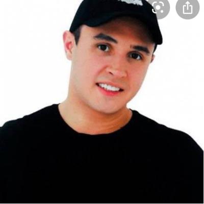 “Eu sempre tive contato com a música... desde muito cedo...”