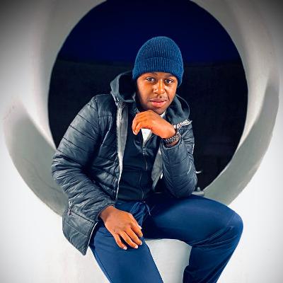 Instagram: blxcksTV oder mein Account mr. blxcks.