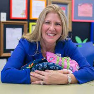 Purpose & Pajamas with Genevieve Piturro, founder of Pajama Program, TedX Speaker and Bestselling Author