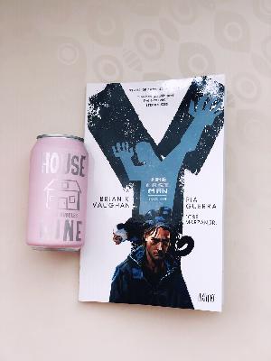Episode 7: Comics + Champagne//Y The Last Man