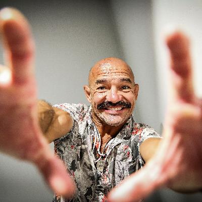 Sérgio Melo: “Pode haver riso e boa disposição na guerra, ali somos todos iguais, todos parceiros. Quando um está triste ou feliz, estamos todos” Sérgio Melo: “Pode haver riso e boa disposição na guerra, ali somos todos iguais, todos parceiros. Quando um está triste ou feliz, estamos todos”