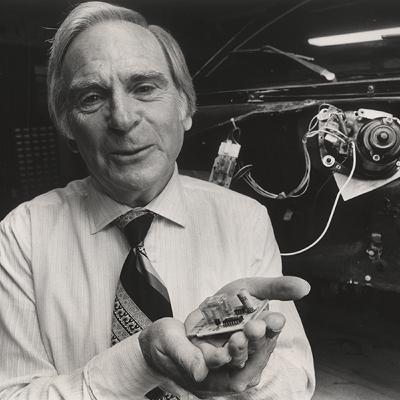 قسمت 3: بارقه ای از نبوغ _ رابرت کرنز