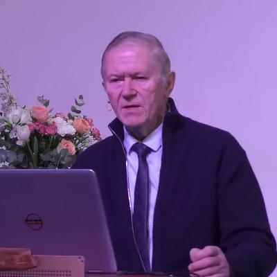 Marele Preot și Cetatea de scăpare - Beniamin Fărăgău Marele Preot și Cetatea de scăpare - Beniamin Fărăgău
