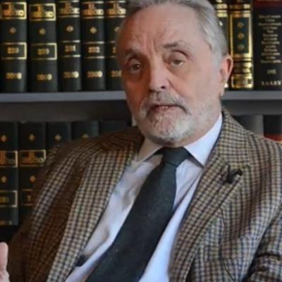 Ricardo Nissen en Poniendo Negro Sobre Blanco.