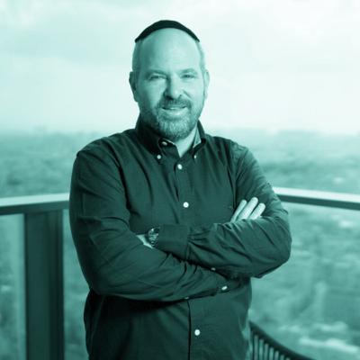 פרק 43: האושפיזין של יקי רייסנר