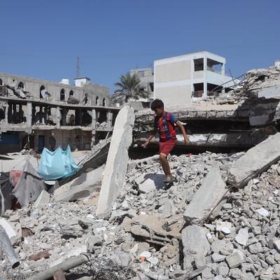 Israel and Hamas agree to Gaza ceasefire and return of hostages