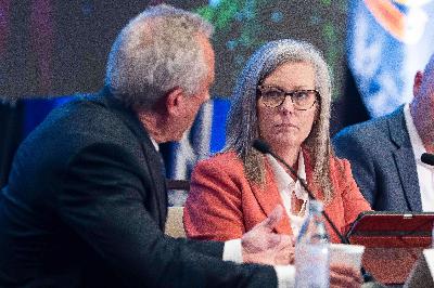 kkKatie Hobbs refuses to give The Feds SNAP data to make sure Illegals aren't getting these benefits. kkKatie Hobbs refuses to give The Feds SNAP data to make sure Illegals aren't getting these benefits.