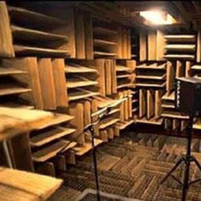 Cuarto que aísla el 99.99% del sonido!