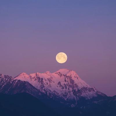 11: Yoga nidra: Beauté et tendresse intérieure. Pleine lune du 3 juillet avec Fabienne Menjucq