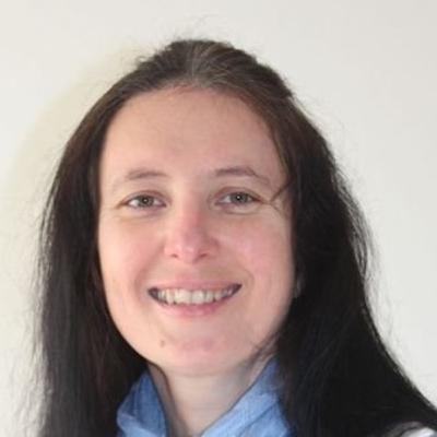 E41. Book worth reading and learning new skills. © 2021 Joanna Foss