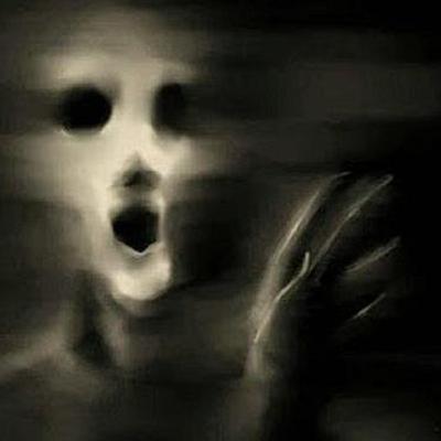 Un fantasma se viste de mi