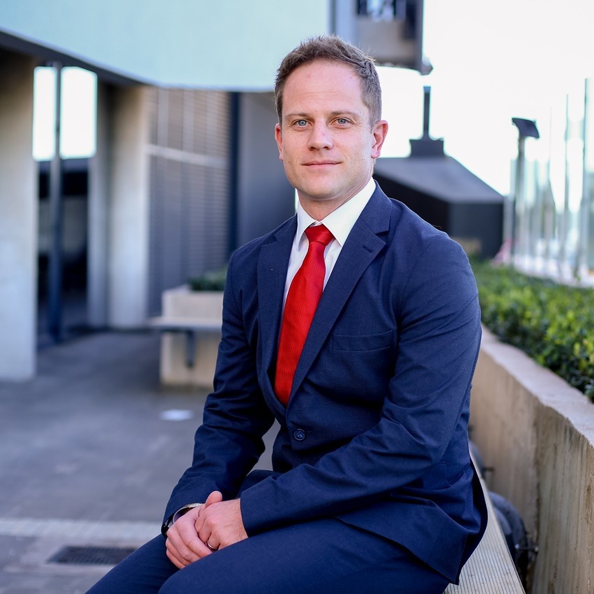 Your Money Maument with Mauritz Oberholzer - Financial Tips for your 40s