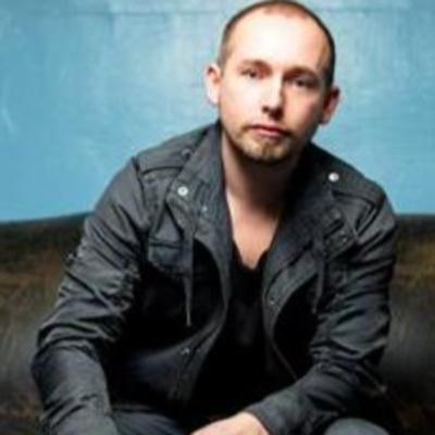 A Conversation With Darren Of We Are Messengers