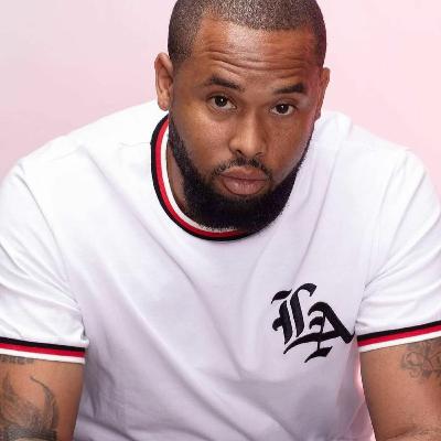 STYLE LOUNGE - Prentice Powell