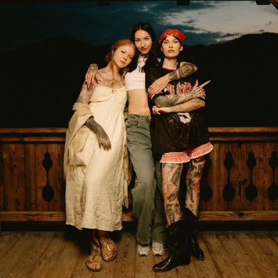 SIMONE KLIMMECK,MELISSA SCROOGE,JEN TONIC