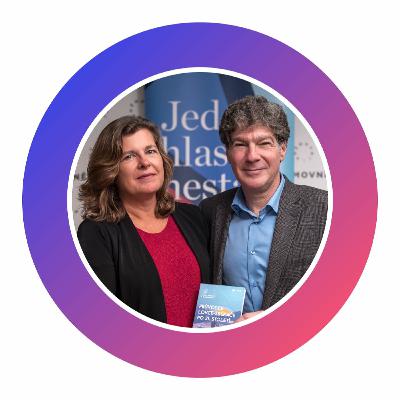 Bret Weinstein & Heather Heying: The Rate of Change is Outpacing Our Abilities to Adopt Bret Weinstein & Heather Heying: The Rate of Change is Outpacing Our Abilities to Adopt