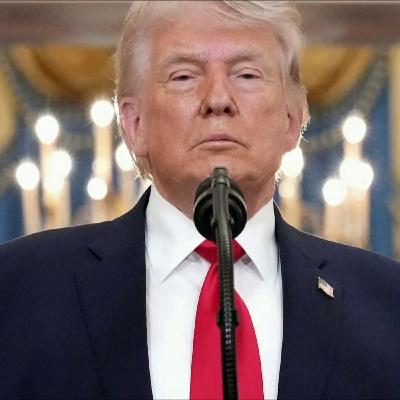 Quand l'imposture et l'égo d'un bouffon étranglent la dignité d'un État