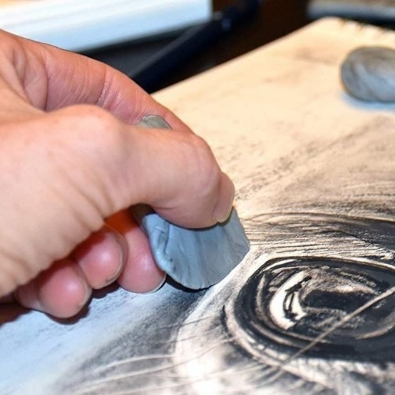 Reviews of Art Tools and Office Equipment