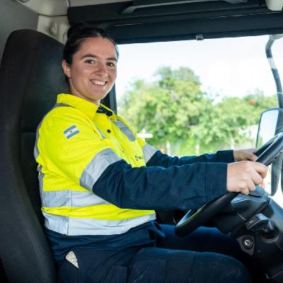 Micaela Colucci (Una de las nuevas Conductoras de Camiones Mixer de Holcim) Tercer Tiempo @Sditomaso