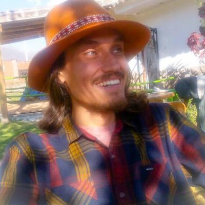 #32 TNT Roberto Arroyo: Musings of environmental futures, Kawsaitika Café, and the best kept secrets in Calca, Perú