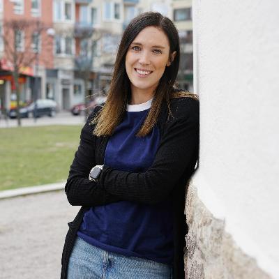 #40 Erica Hellberg