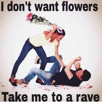 Roses (Outkast Bootleg) Roses (Outkast Bootleg)