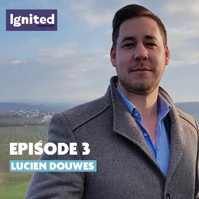 E03 - 45 countries in 1 year while running multiple businesses with Lucien Douwes