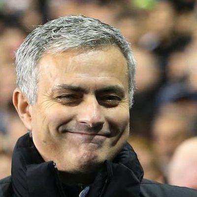 Mourinho Sacked + Topps Museum Collection Mourinho Sacked + Topps Museum Collection