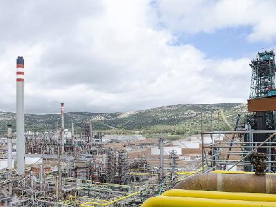CR High Tech | Repsol en Puertollano invierte más de 40 millones de euros en su parada programada del área de destilación CR High Tech | Repsol en Puertollano invierte más de 40 millones de euros en su parada programada del área de destilación