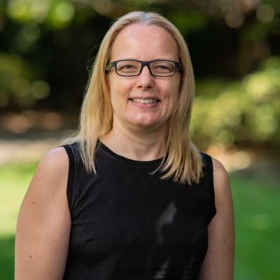 Ep 132: Vet nurse burnout prevention survey, with Angela Chapman Ep 132: Vet nurse burnout prevention survey, with Angela Chapman
