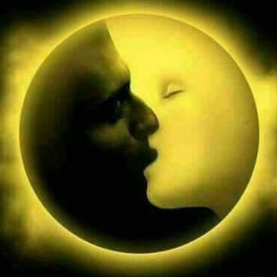 EL SOL Y LA LUNA (UNA HISTORIA DE AMOR)