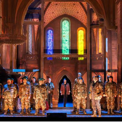 Kritik - Premiere der Oper "La Forza del Destino"