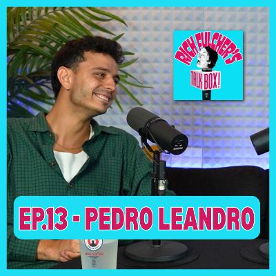 Simon Amstell; Fetal Reindeer, Zip Zap Boing?, Soft Animal, Fly in the room, Gay Hula Hoop – Pedro Leandro | Talk Box Ep.13