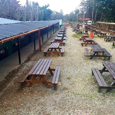 Después de seis meses reabre la feria de Colonia Suiza Después de seis meses reabre la feria de Colonia Suiza